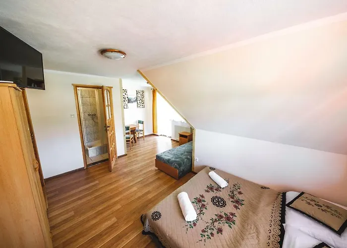 & U Florka 2 بيت شباب *