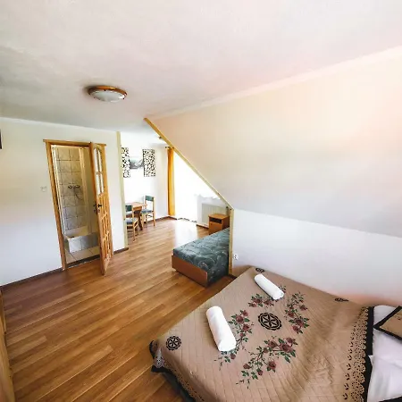 & U Florka 2 호스텔 *